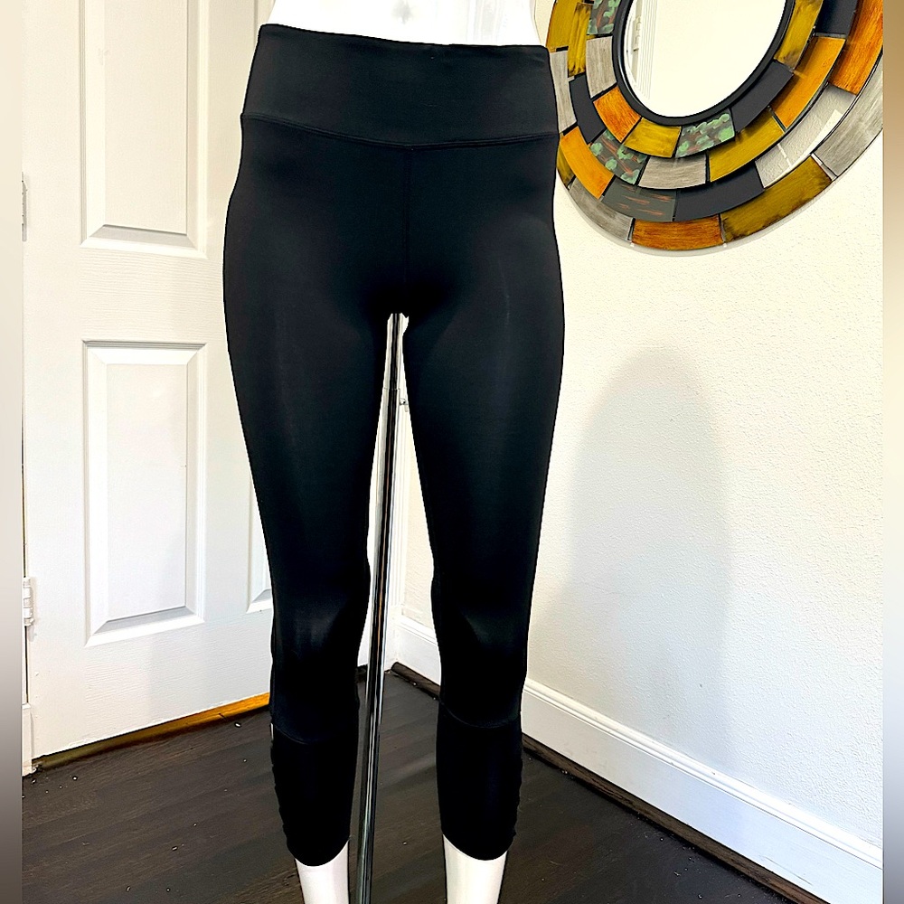 RUNNING GIRL black leggings, mesh sides, lace up calves, size small